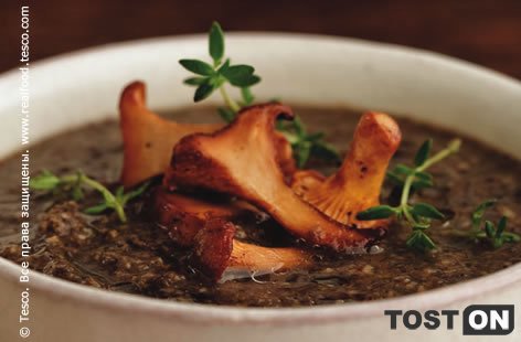 Сливочный грибной суп с тимьяном